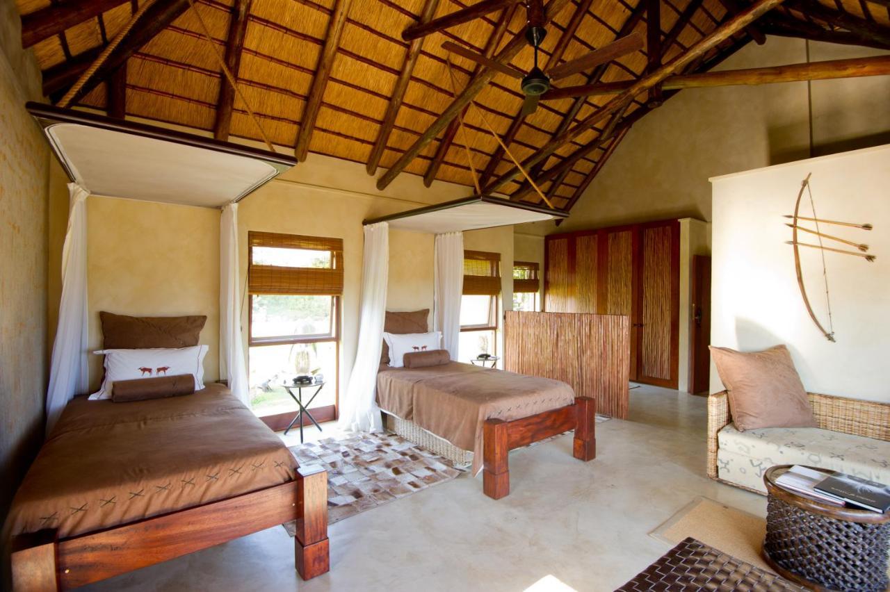 Makumu Private Game Lodge Réserve naturelle privée de Klaserie Extérieur photo